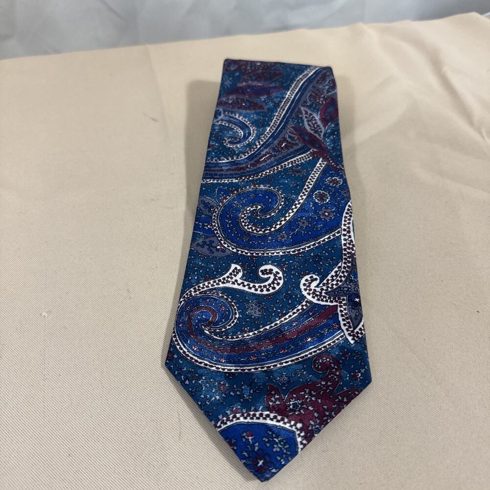 Vintage Christian Dior Monsieur Polyester Necktie Blue Paisley Made in USA